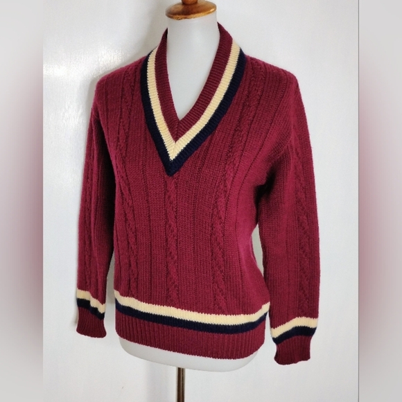 VINTAGE VIRGIN WOOL CABLE SWEATER - Picture 8 of 8